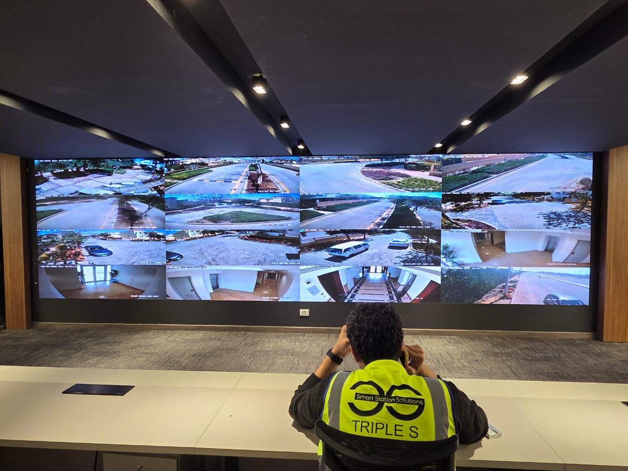 SOC operator monitoring live identity and access feeds